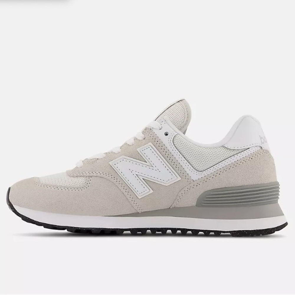 New Balance Women’s 574 Core  Nimbus Cloud and White Sneakers. New in Box.